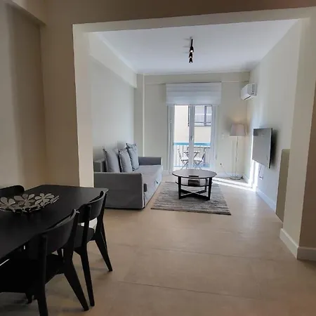 Urban Elegance Retreat In Palaio Faliro Athens